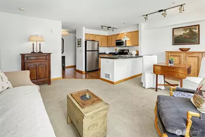 827 Hiawatha Place S #405, Seattle, WA 98144 - Photo 1