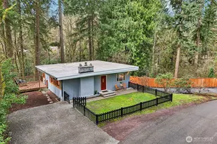 18007 49th Pl NE, Lake Forest Park, WA 98155 - Photo 1