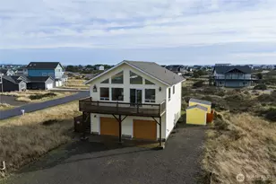 1400 Ocean Shores Blvd SW, Ocean Shores, WA 98569 - Photo 1