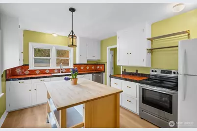 1743 NE 130th Place, Seattle, WA 98125 - Photo 7