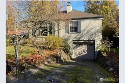 3236 34th Avenue W, Seattle, WA 98199 - Photo 1