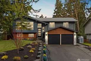 10500 NE 136th Pl, Kirkland, WA 98034 - Photo 1