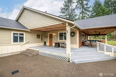 3210 S Bay Road NE, Olympia, WA 98506 - Photo 1