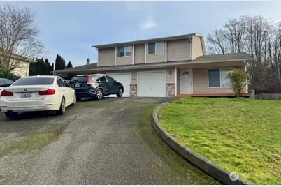 5525 67th Avenue NE #A & B, Marysville, WA 98270 - Photo 1