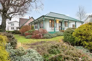 978 Peace Portal Dr, Blaine, WA 98230 - Photo 1