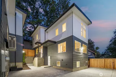1804 B 28th Avenue S, Seattle, WA 98144 - Photo 1