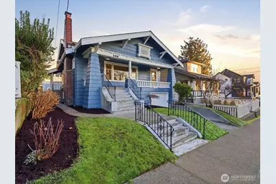 166 Newton Street, Seattle, WA 98109 - Photo 1