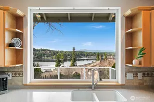 6056 Sandpiper Ct, Bremerton, WA 98312 - Photo 1