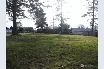 2407 Washington Avenue N, Long Beach, WA 98631 - Photo 1
