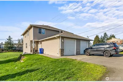 2905 11th Street #C & D, Everett, WA 98201 - Photo 1