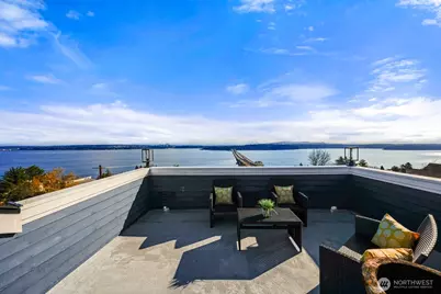 1354 32nd Avenue S, Seattle, WA 98144 - Photo 1