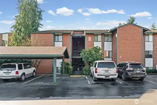 7310 N Skyview Ln, Tacoma, WA 98406 - Photo 1