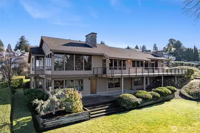 2720 Soundview Drive W, University Place, WA 98466 - Photo 1