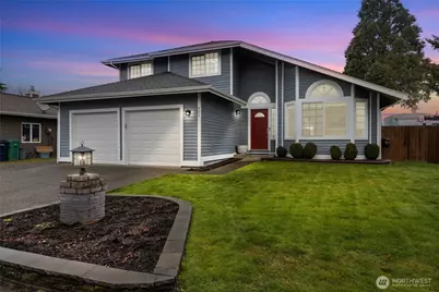 901 Bathke Avenue, Enumclaw, WA 98022 - Photo 1