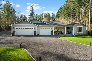 910 11th Ave, Fox Island, WA 98333 - Photo 1