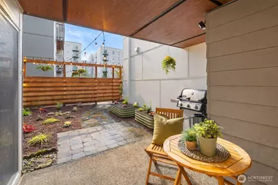10501 8th Ave NE #135, Seattle, WA 98125 - Photo 1