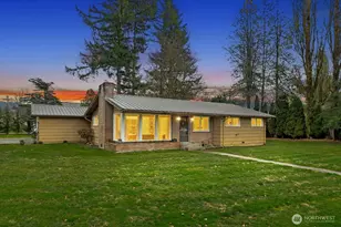 712 3rd St, Sultan, WA 98294 - Photo 1