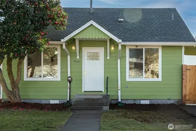 418 W Main, Puyallup, WA 98371 - Photo 1