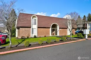 11112 NE 68th St, Kirkland, WA 98033 - Photo 1