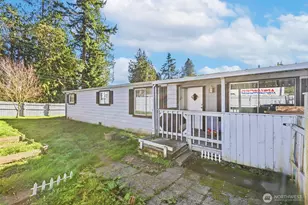 7275 NE Geneva St, Suquamish, WA 98392 - Photo 1