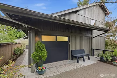 11508 Durland Avenue NE, Seattle, WA 98125 - Photo 1