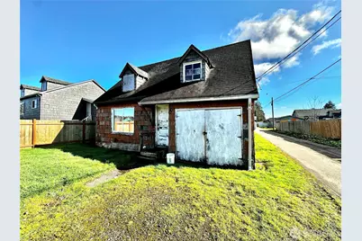 162 N Jeffries, Aberdeen, WA 98520 - Photo 1