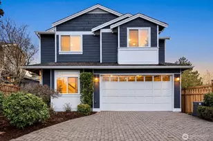 221 4th St S, Kirkland, WA 98033 - Photo 1