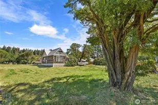 1105 E 3rd St, Cle Elum, WA 98922 - Photo 1