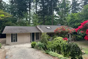 10428 SE 19th St, Bellevue, WA 98004 - Photo 1