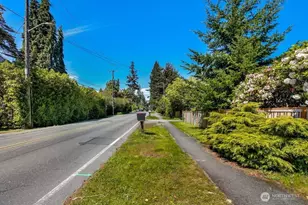 15712 Greenwood Ave N, Shoreline, WA 98133 - Photo 1