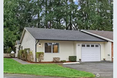 8405 55th Avenue NE #10, Marysville, WA 98270 - Photo 1