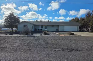 816 E 3rd Ave, Lind, WA 99341 - Photo 1