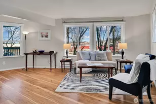 3413 Gilman Ave W, Seattle, WA 98199 - Photo 1