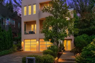 708 13th Ave E, Seattle, WA 98102 - Photo 1