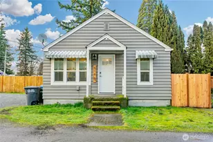 516 1/2 11th St NW, Puyallup, WA 98371 - Photo 1