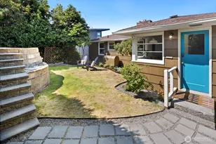 2920 11th Ave W, Seattle, WA 98119 - Photo 1