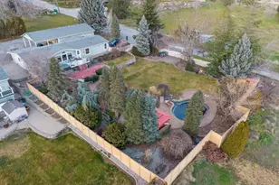 1160 S Mary Ave, East Wenatchee, WA 98802 - Photo 1