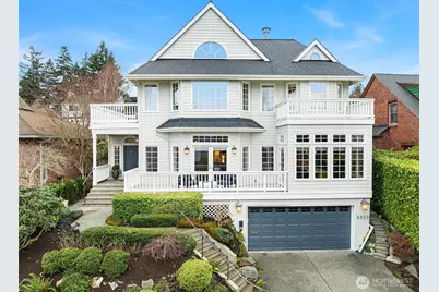 4553 52nd Avenue NE, Seattle, WA 98105 - Photo 1