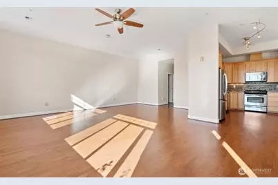 400 S Meridian #2E, Puyallup, WA 98371 - Photo 1