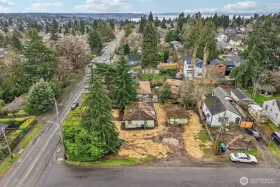 9805 35th Avenue SW, Seattle, WA 98126 - Photo 1