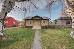 417 C St SW, Ephrata, WA 98823 - Photo 1