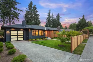 10541 Ashworth Ave N, Seattle, WA 98133 - Photo 1