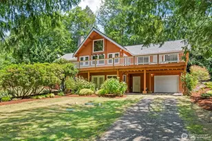 12170 Viewcrest Pl NE, Bainbridge Island, WA 98110 - Photo 1
