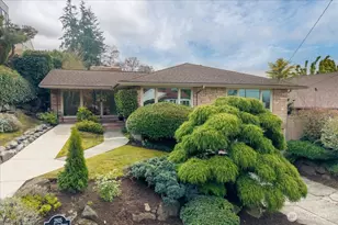 2815 W Smith St, Seattle, WA 98199 - Photo 1