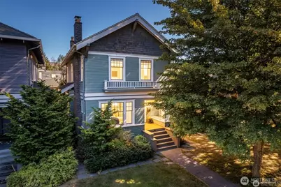 2430 8th Avenue W, Seattle, WA 98119 - Photo 1