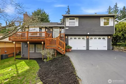 10825 34th Avenue SW, Seattle, WA 98146 - Photo 1