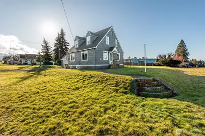 1202 W 9th Street, Port Angeles, WA 98363 - Photo 1