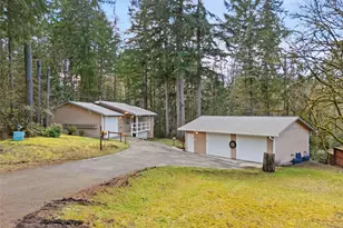 565 NE Ormsby Way, Bremerton, WA 98311 - Photo 1