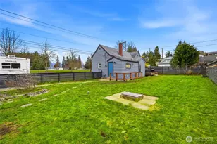 238 N Washington Ave, Arlington, WA 98223 - Photo 1