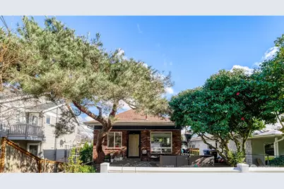 3052 22nd Avenue W, Seattle, WA 98199 - Photo 1